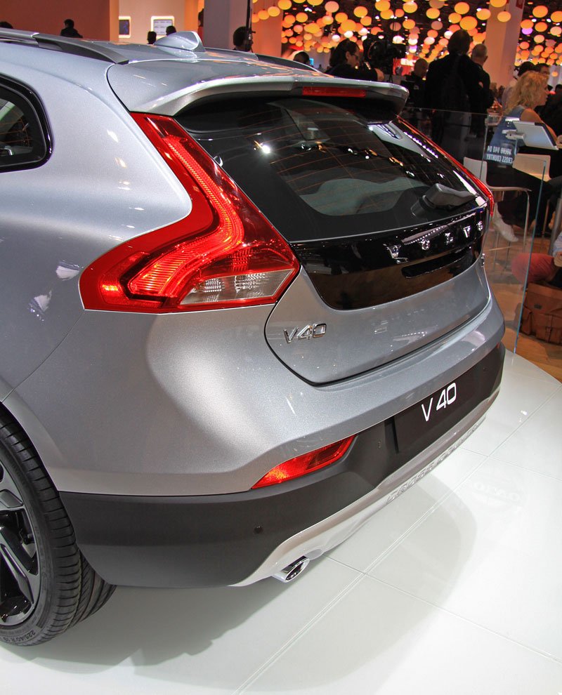 Volvo V40