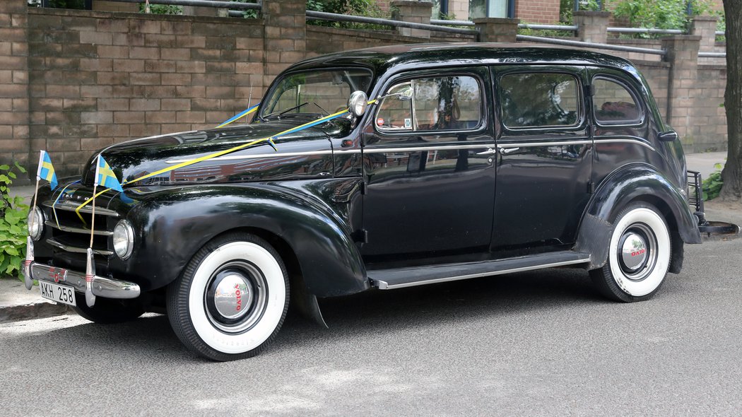 1954 Volvo PV800