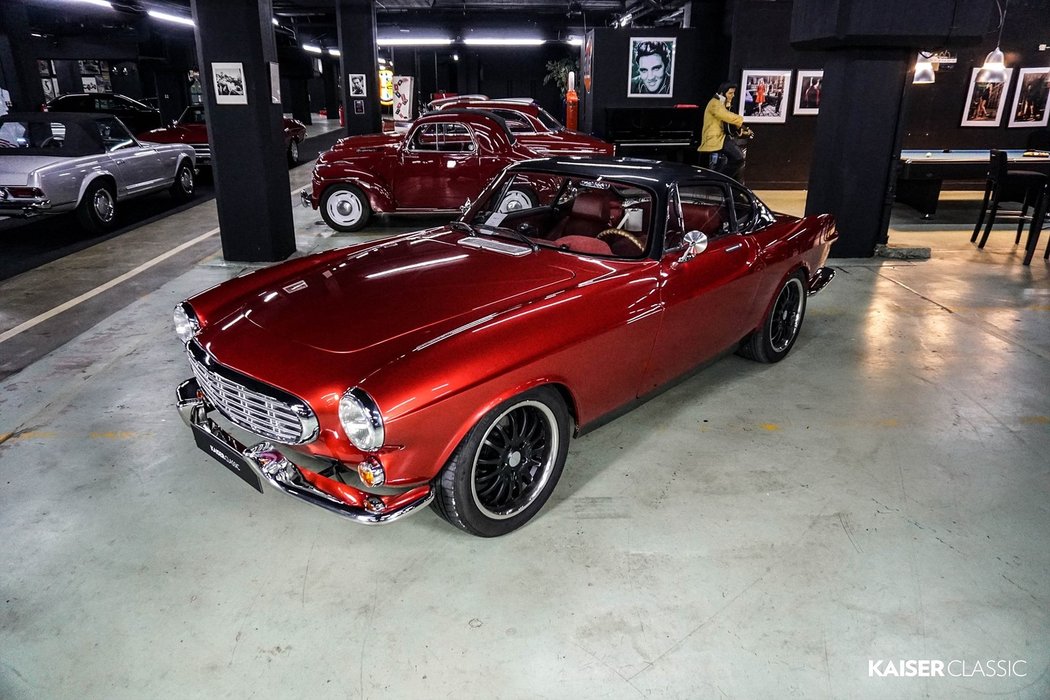 Volvo P1800 restomod 4.0 V8