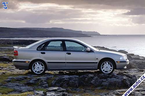 Volvo S40