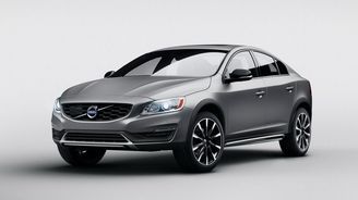 Volvo S60 Cross Country: Kdo řekl, že musí být oplastovaná jen kombi?