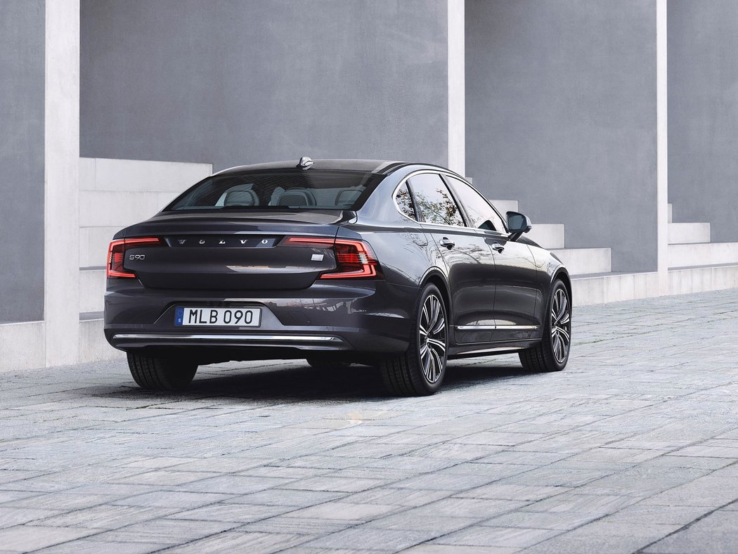 Volvo S90 Recharge