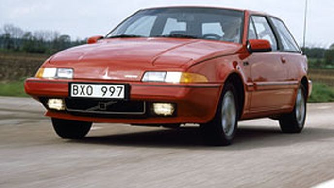 Volvo 480: První Volvo s pohonem předních kol slaví 25 let Volvo 480: První Volvo s pohonem předních kol slaví 25 let