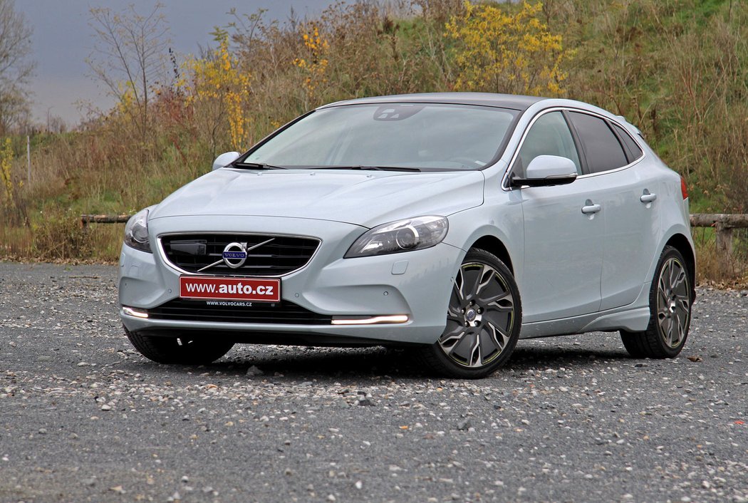 Volvo V40