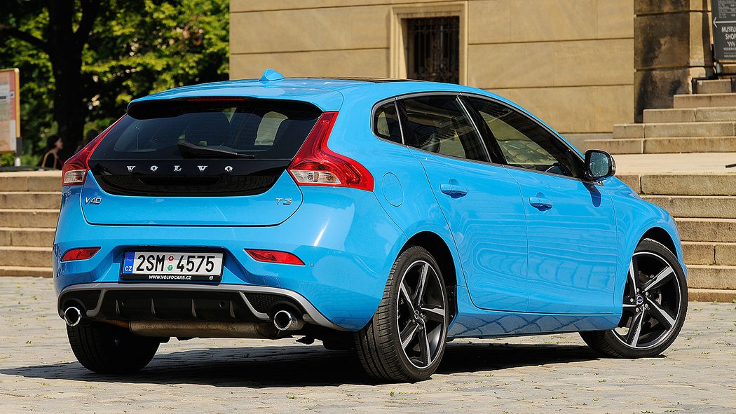 Volvo V40