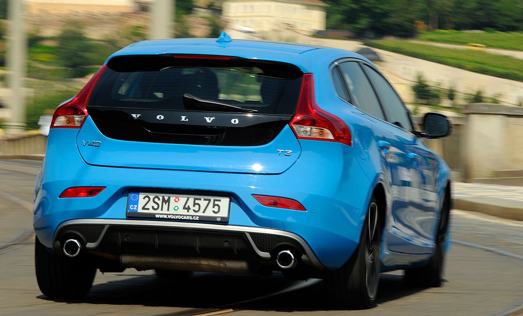 Volvo V40