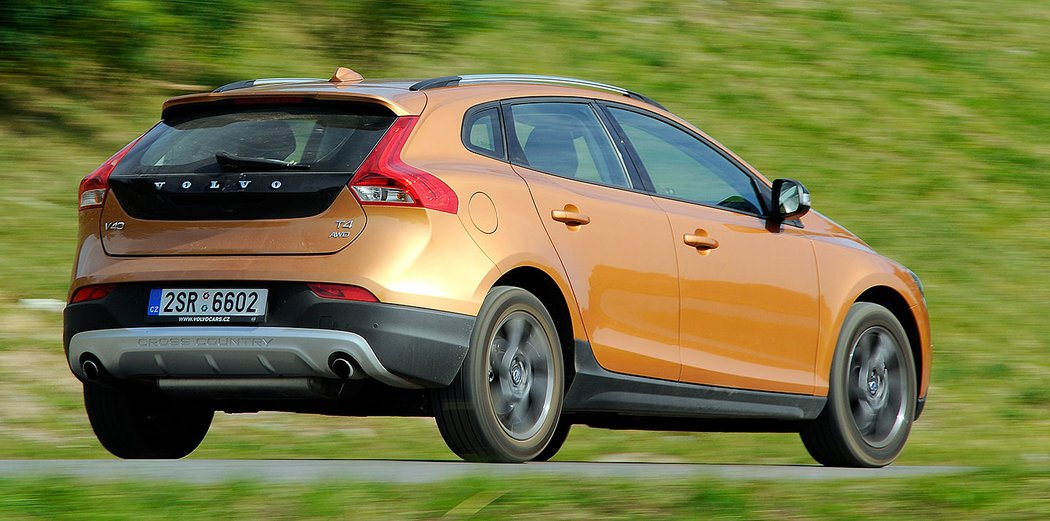 Volvo V40