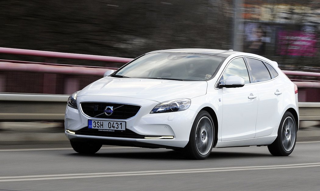 Volvo V40