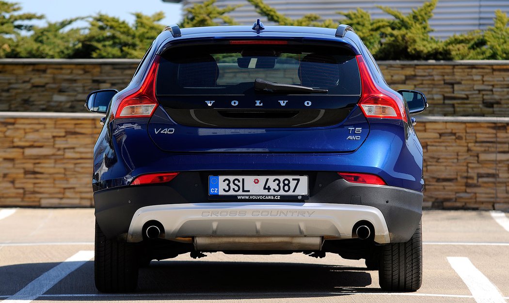 Volvo V40