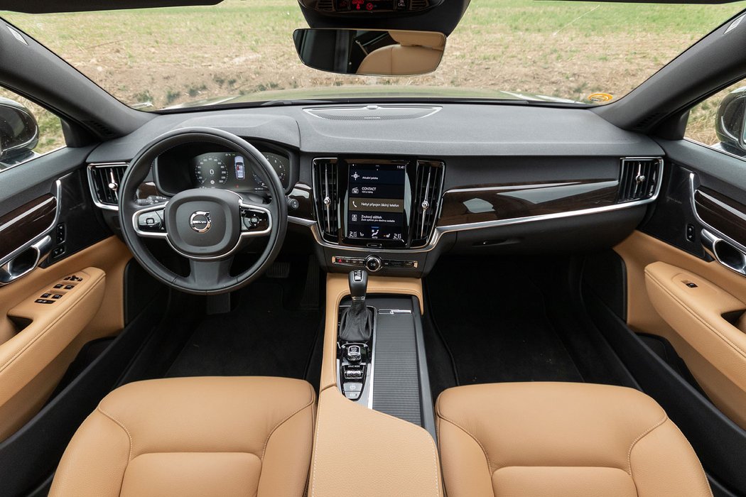 Volvo V90