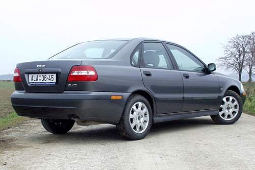 Volvo S40