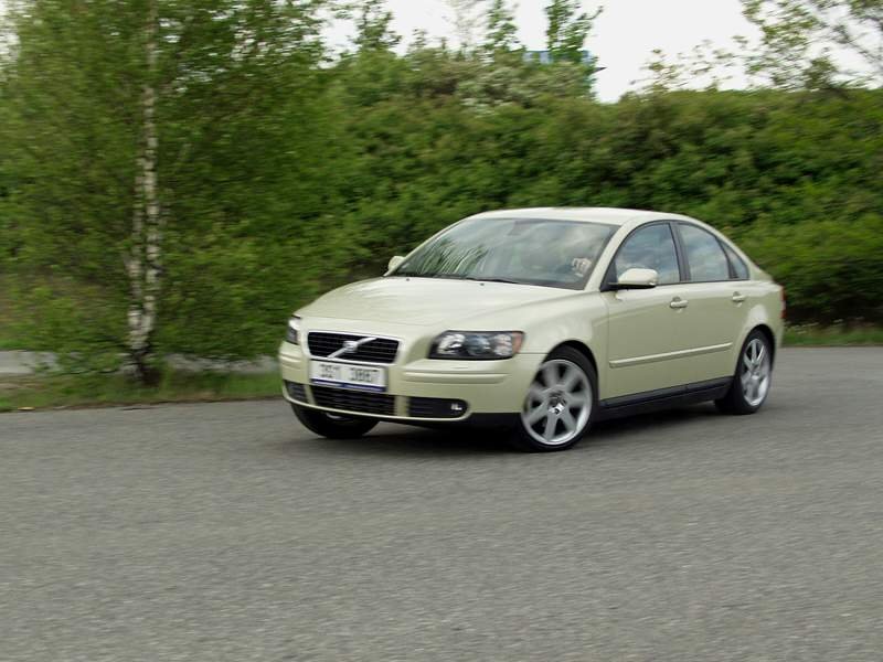 Volvo S40