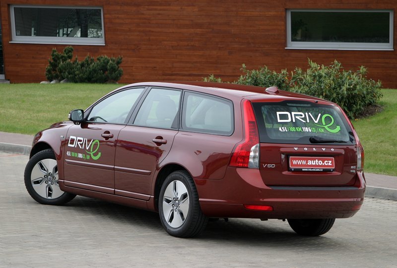 Volvo V50