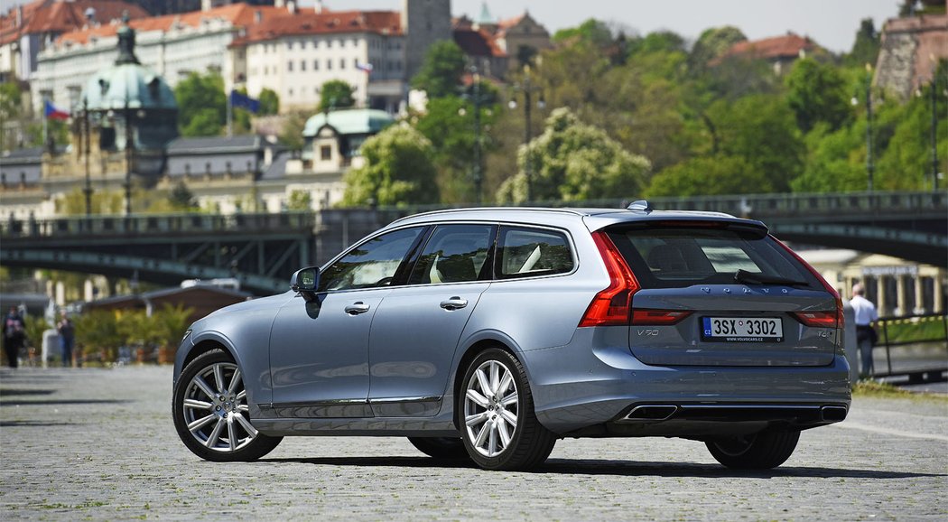 Volvo V90