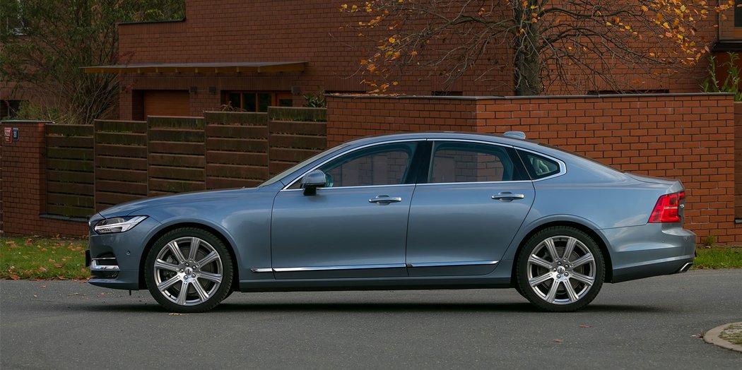 Volvo S90