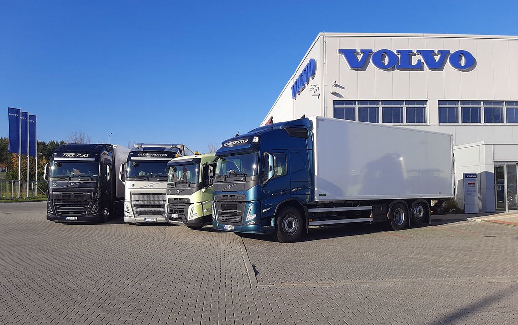 Volvo Trucks FM, FMX, FH a FH 16 jsme projeli po českých silnicích