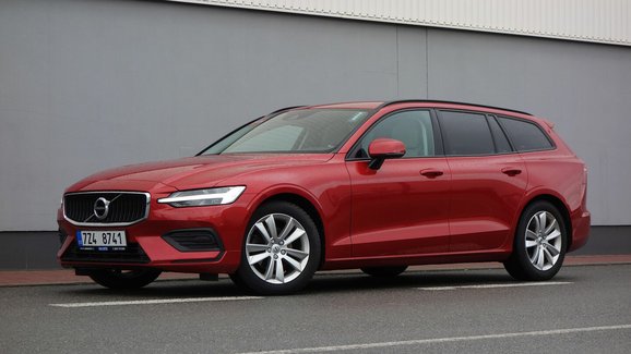 Ojeté Volvo S60 III/V60 II (platforma SPA): Tříčtvrteční devadesátka