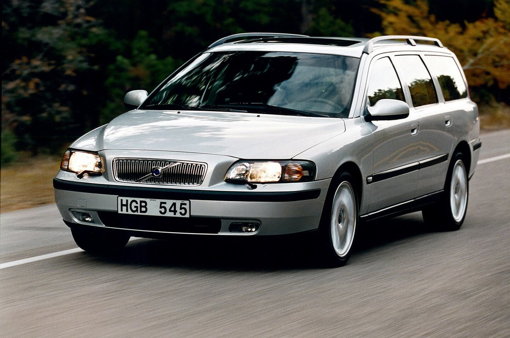 Volvo V70 (2000–2005)