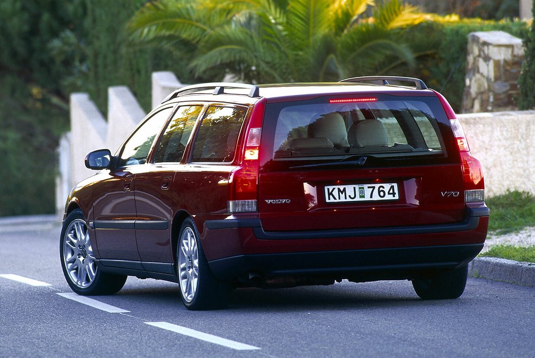 Volvo V70 (2000–2005)