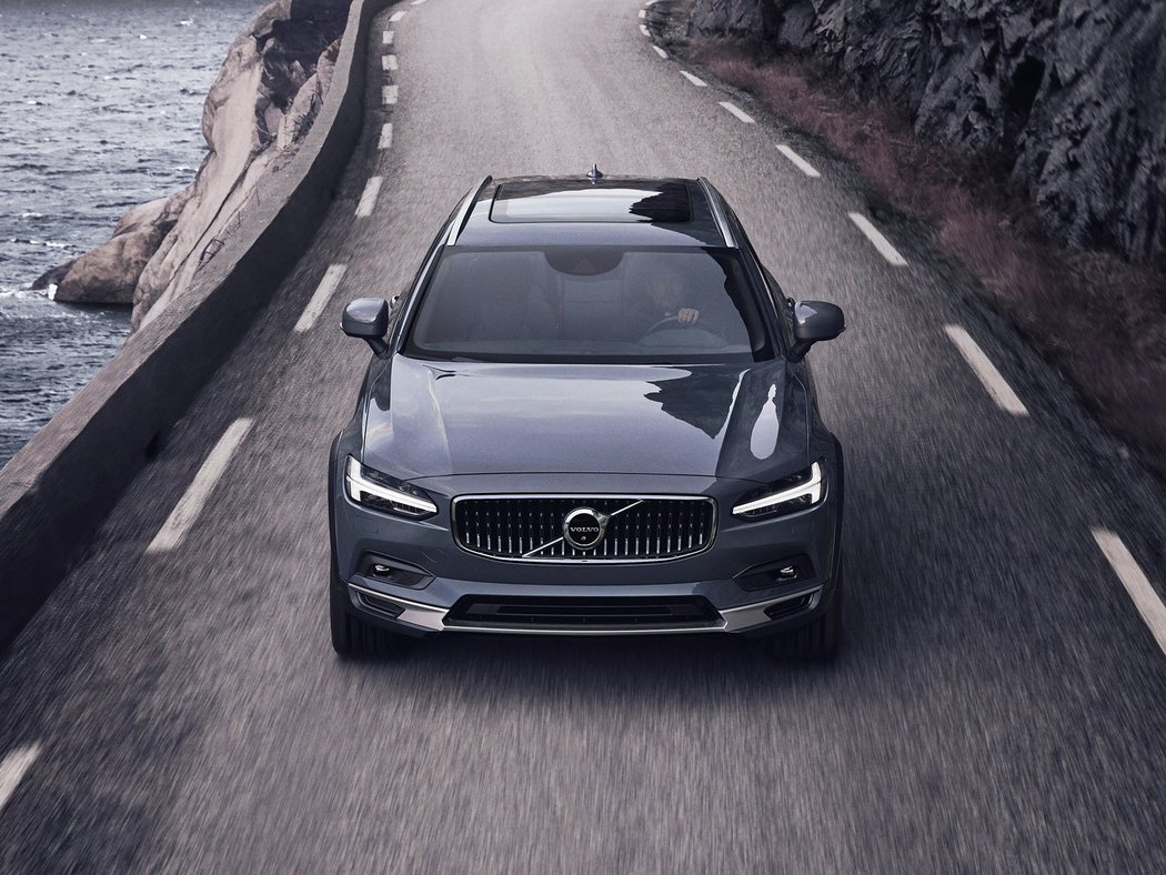 Volvo V90 Cross Country