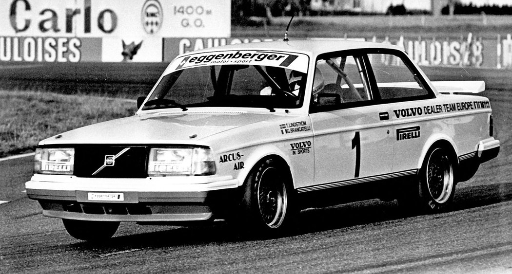 Volvo 242