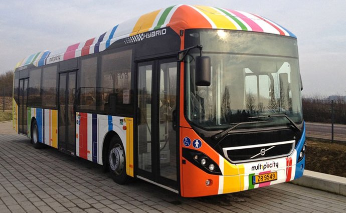 Volvo Buses a ABB partnery ve vývoji elektrických a hybridních autobusů