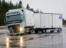 Volvo Trucks přispívá ke zvýšení bezpečnosti na kluzkých silnicích (video)