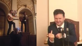 Radek Vondráček coby předseda Sněmovny: S kytarou i vztyčeným prostředníčkem