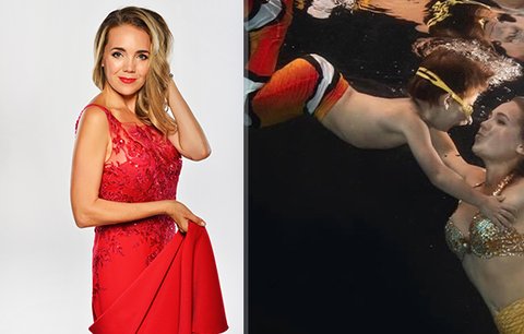 Lucie Vondráčková se fotila pod vodou: Zlatá podprsenka a ploché bříško  