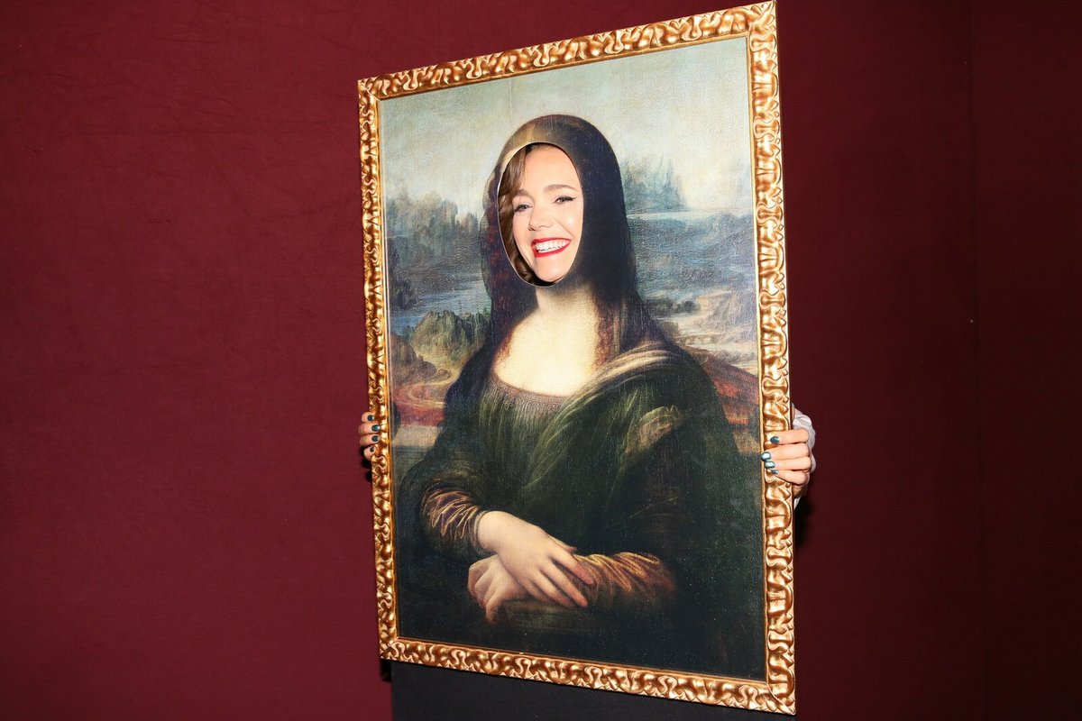 Vondráčková jako Mona Lisa a její grimasy bavily okolí.