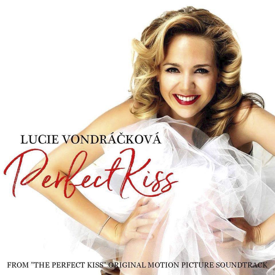 Film Perfect Kiss s Lucií Vondráčkocou totálně propadl