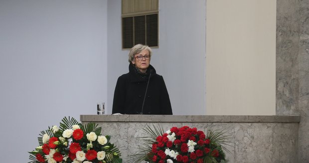 Pohřeb režiséra Václava Vorlíčka.