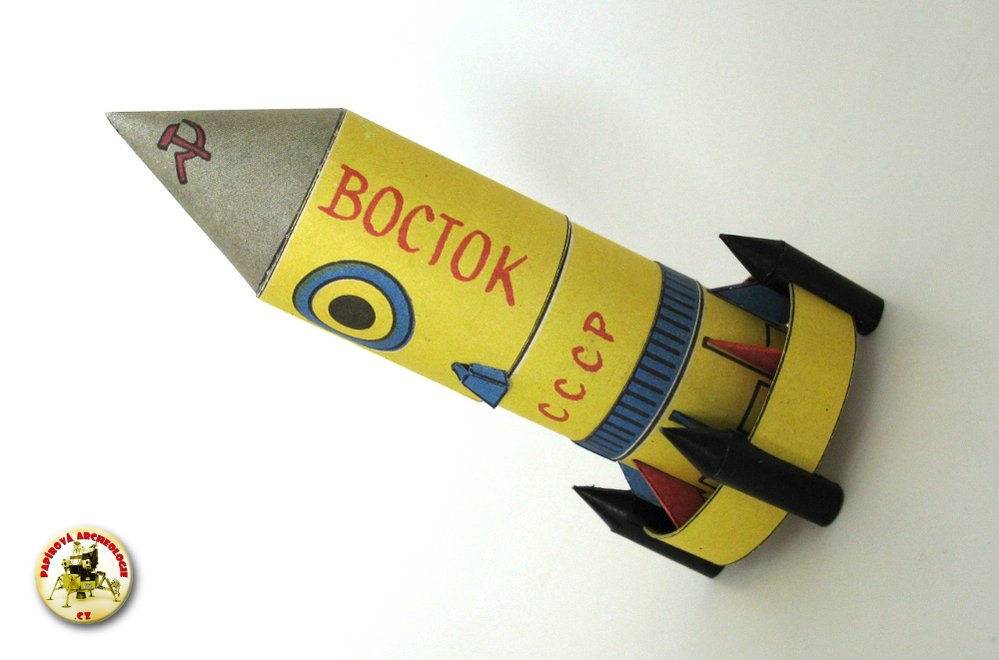 Papírový model Vostok 1