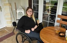 Kateřina (21) z Hrádku nad Nisou se nevzdává: Vozíčkem život nekončí!