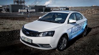 Renault na metanol? Motorárna Francouzů představila sériový hybrid na alternativní palivo Renault na metanol? Motorárna Francouzů představila sériový hybrid na alternativní palivo