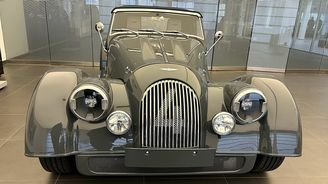 Vozy Caterham a Morgan v ČR Vozy Caterham a Morgan v ČR