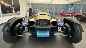 Vozy Caterham a Morgan v ČR Vozy Caterham a Morgan v ČR