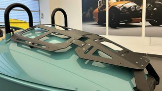 Vozy Caterham a Morgan v ČR Vozy Caterham a Morgan v ČR