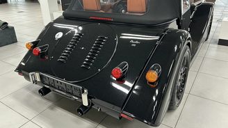 Vozy Caterham a Morgan v ČR Vozy Caterham a Morgan v ČR