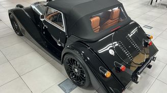 Vozy Caterham a Morgan v ČR Vozy Caterham a Morgan v ČR