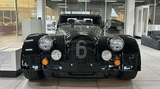 Vozy Caterham a Morgan v ČR Vozy Caterham a Morgan v ČR