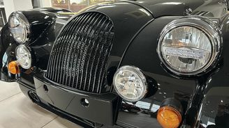 Vozy Caterham a Morgan v ČR Vozy Caterham a Morgan v ČR