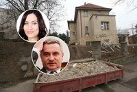 Rekonstrukce milionové vily Zemanova kancléře: Tady je Mynářovo, všechno musí pryč