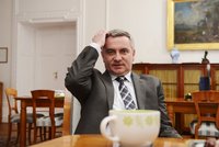 Kancléř Mynář nezískal prověrku: Zeman chce ještě počkat