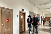 Mladíkovi (19) zaplatil pět tisíc za sex, ten ho pak pobodal! Útočník si odsedí 14 let, potvrdil soud