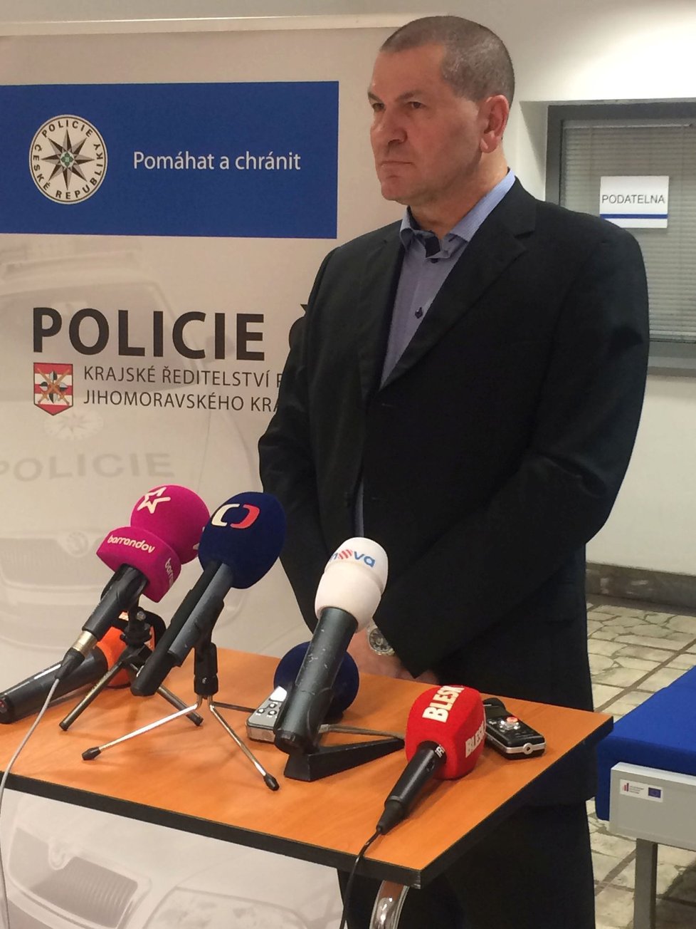 Kriminalista Antonín Hrdlička oznámil objasnění loňské poslední vraždy na jižní Moravě. Muž (56) zavraždil svou známou na Štědrý večer po hádce.