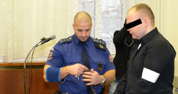 Podmínečně propuštěný vrah Patrik C. znovu zabíjel.