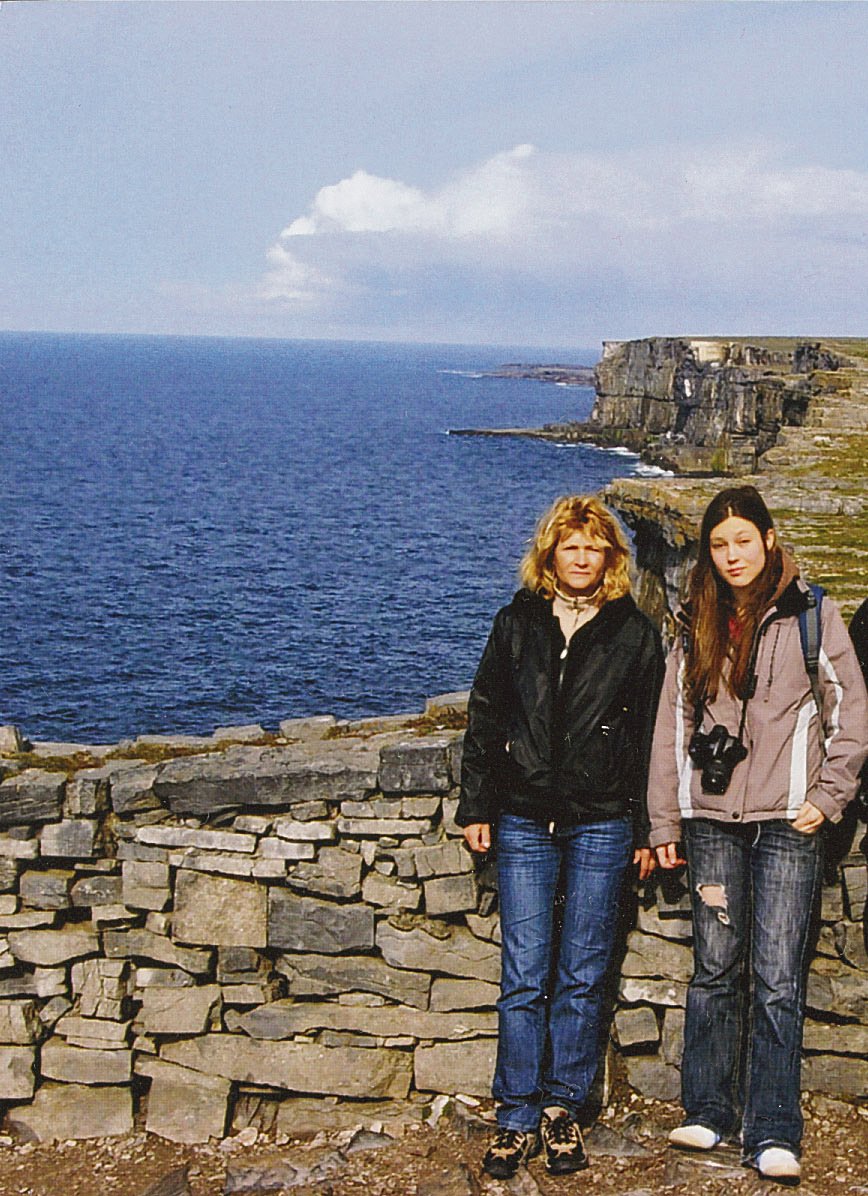 „Irsko mám hrozně ráda. Teď je pro mě ale těžké znovu tam jet,“ říká Magdalena, která za Nicolou byla několikrát na návštěvě. Tato fotka je z Magdalenina archivu, momentálně se nechce nechat fotografovat.