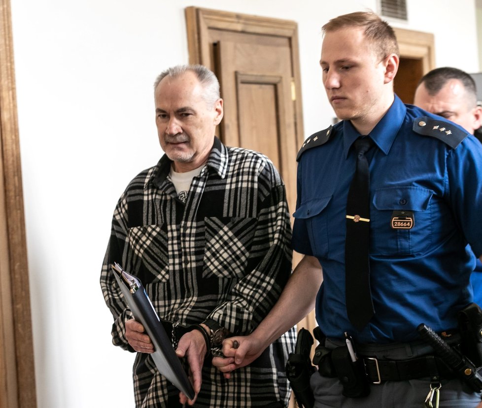 Za vraždu na Benešovsku půjde Jiří Hypša na 22 let do vězení.