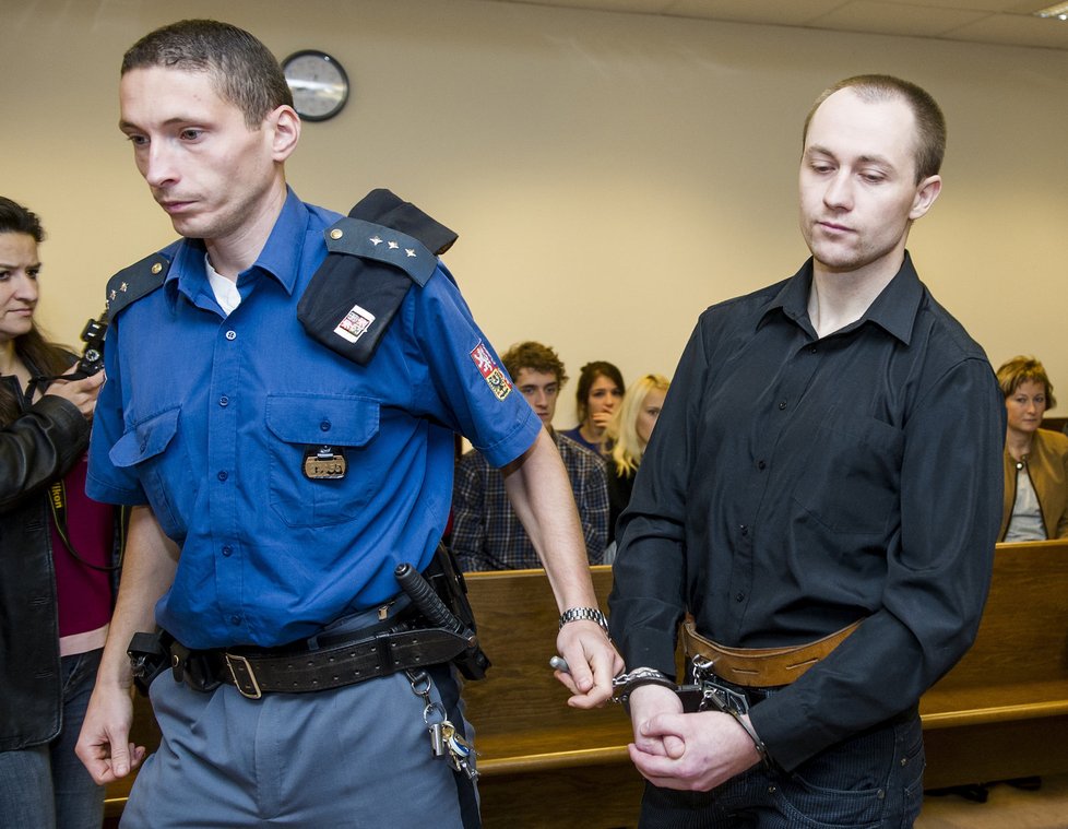 Miroslav Polcar obžalovaný z vraždy stanul 21. října před senátem Krajského soudu v Hradci Králové.